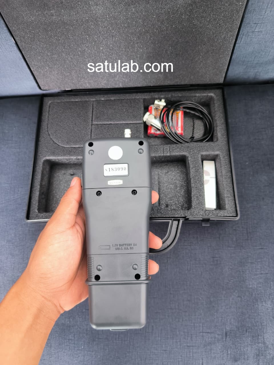 LUTRON-VT8204-Portable-Vibration-Tachometer 2