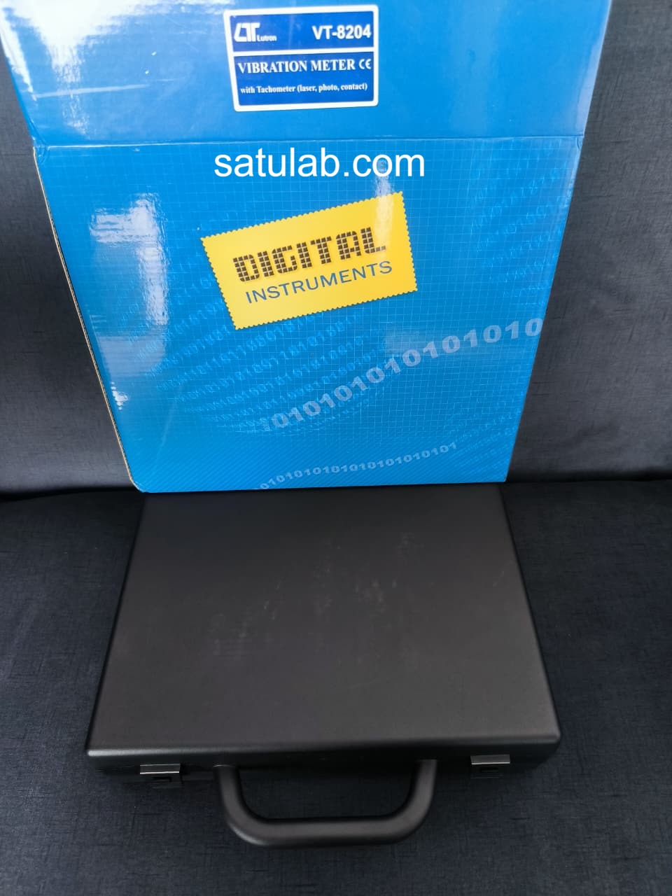 LUTRON-VT8204-Portable-Vibration-Tachometer 4